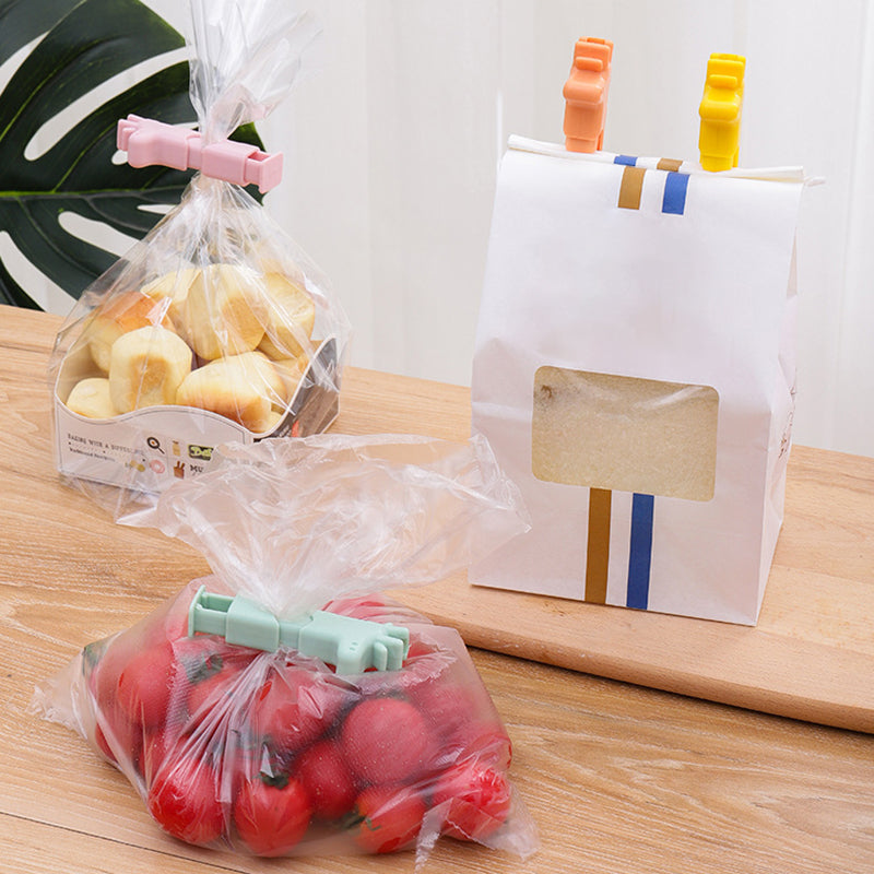 4 Pcs - Squeeze and Lock Bread Bag Clip